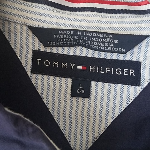 TOMMY Hilfiger LG button shirt flag striped colors - Picture 2 of 7